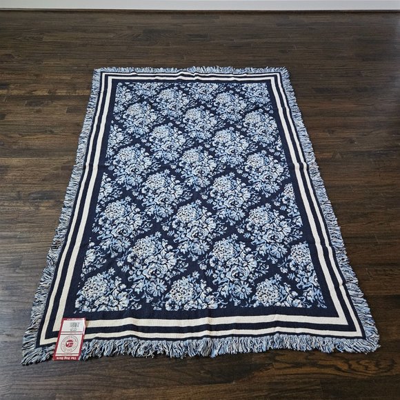NEW RUG BARN CHRISTINA BLUE COMBO NAVY, MEDIUM BLUE, AND CREAM THROW/ BLANKET - Picture 2 of 11